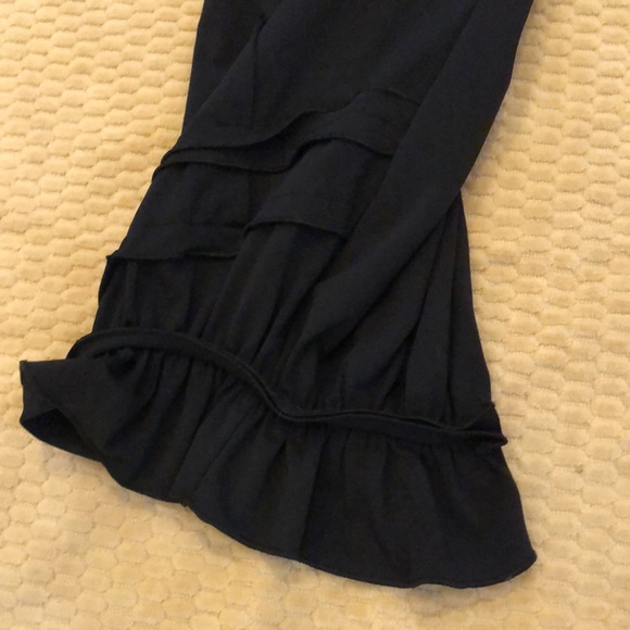 Lior Paris Ruffle hem Flattering Stretch wide Tufted ankle pants - Picture 2 of 10